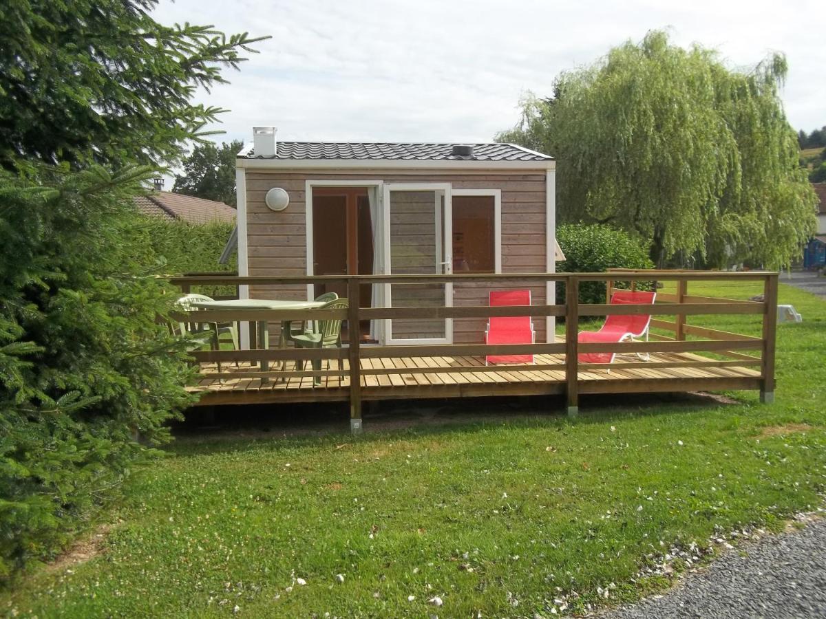 Camping Aire Du Gros Pre Lesseux Exterior foto
